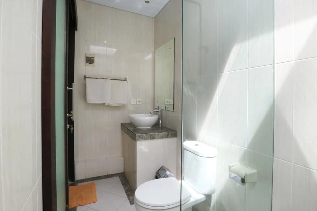 Kondra Premiere Guest House Kuta - photo 11
