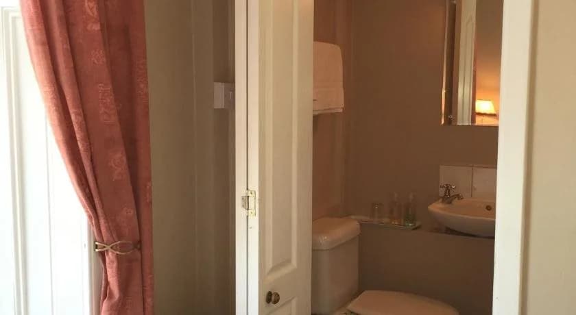 Hermitage Guest House - photo 8