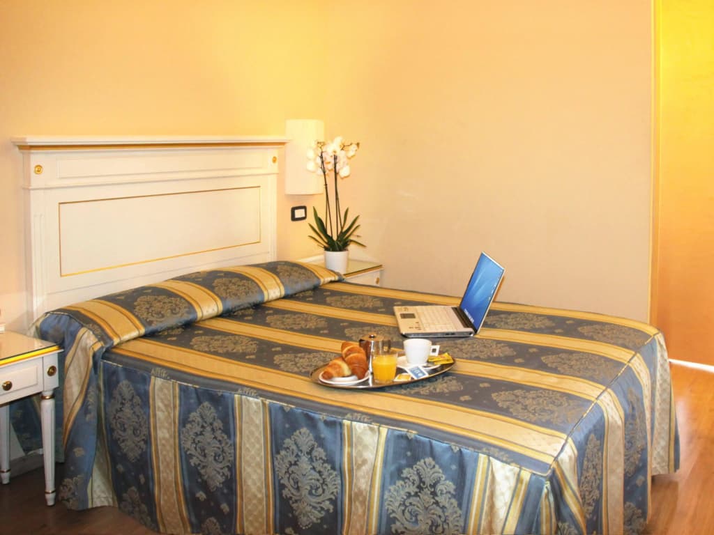 Hotel Regit - photo 3