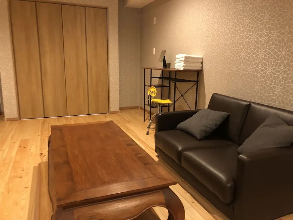 Shimanouchi Luxury Apartment - photo 27