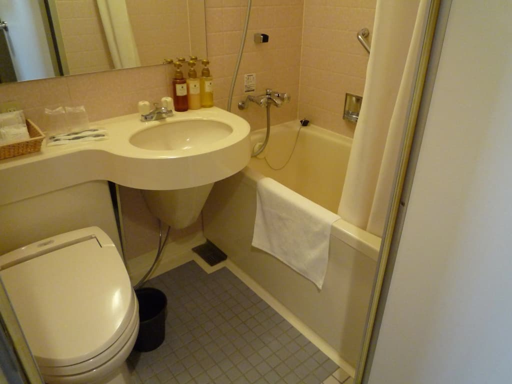 Tokyo Grand Hotel - photo 9