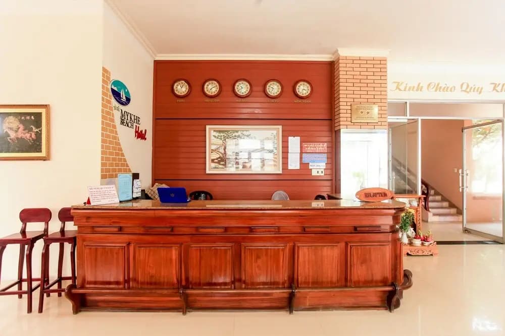 OYO 810 My Khe Hotel - photo 2