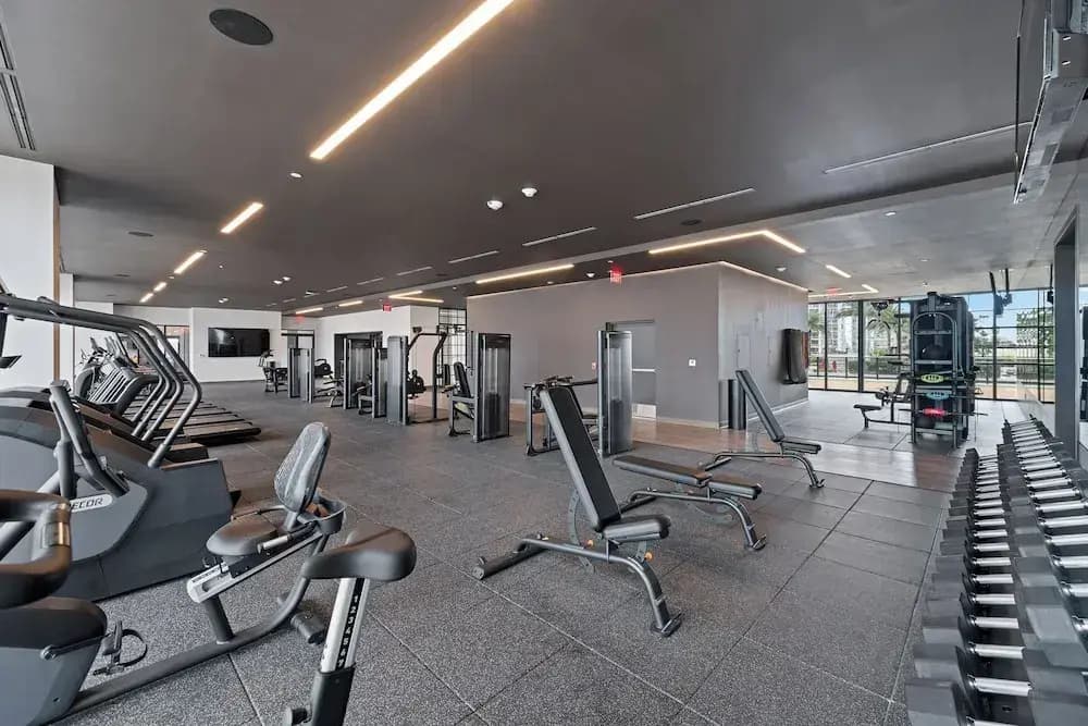 Prime Downtown Location Luxury Studio - photo 17
