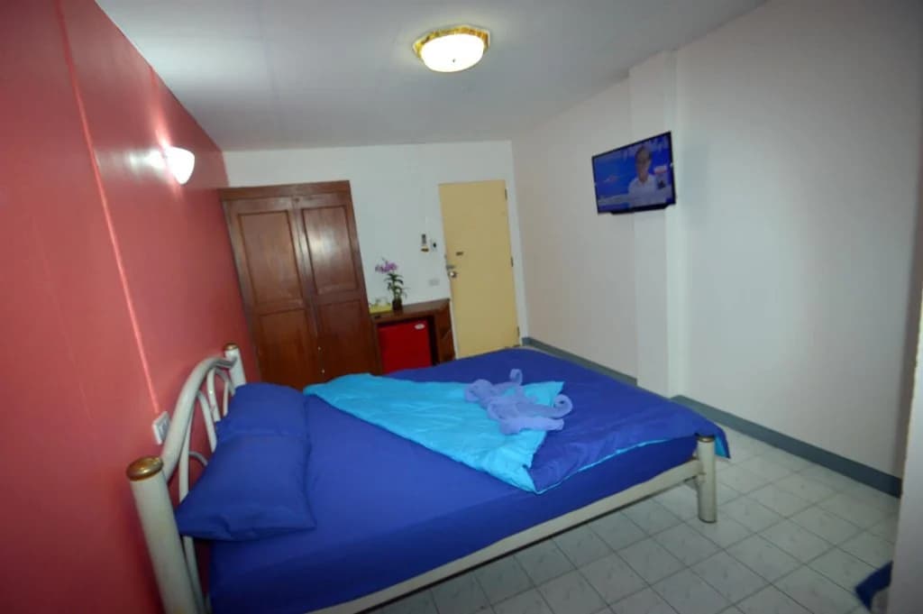 D D Inn Beach Hostel - photo 2
