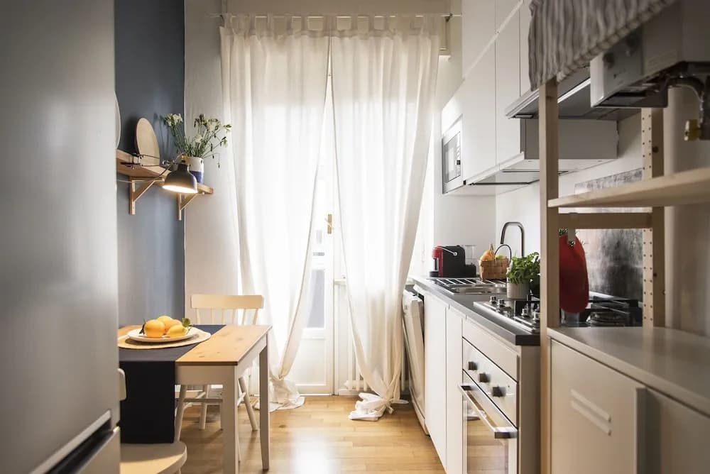 Sweet Flat near Metro Stop - photo 15