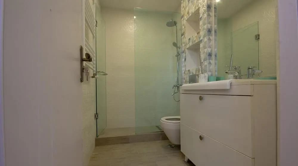 Studio with balcony on Melikishvili, city center - photo 5