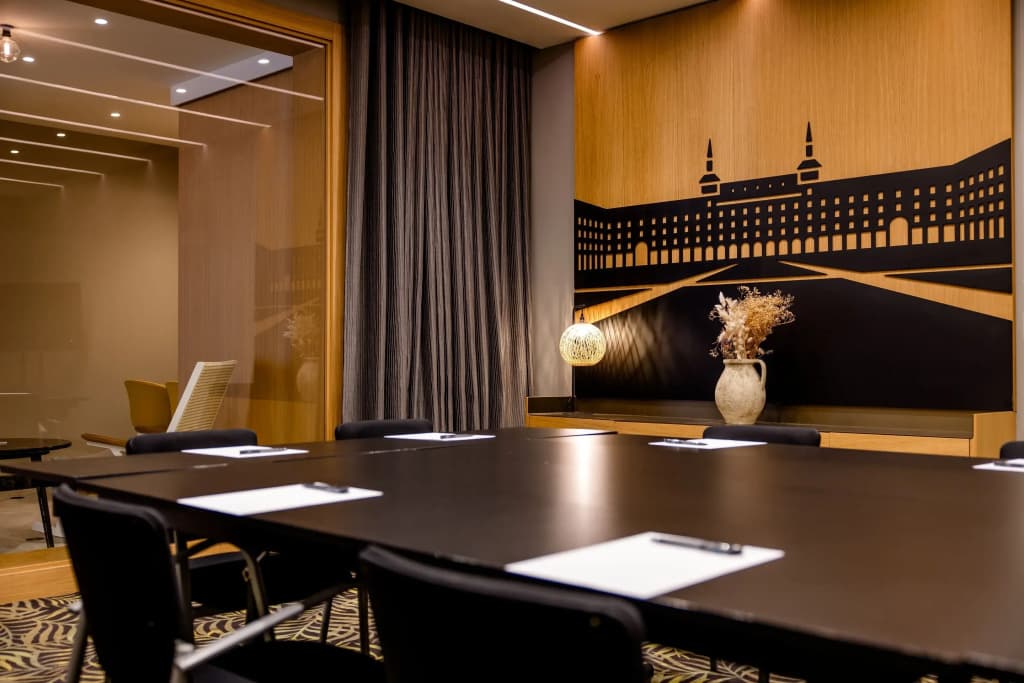 Motel One Madrid-Plaza de España - photo 15