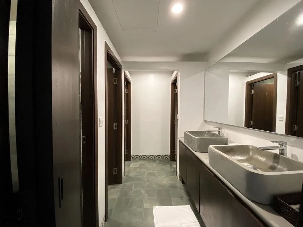 Aborest Tropical Hostel - photo 8
