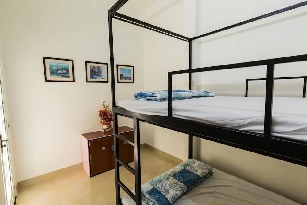 Lien's Beach Hostel - photo 2