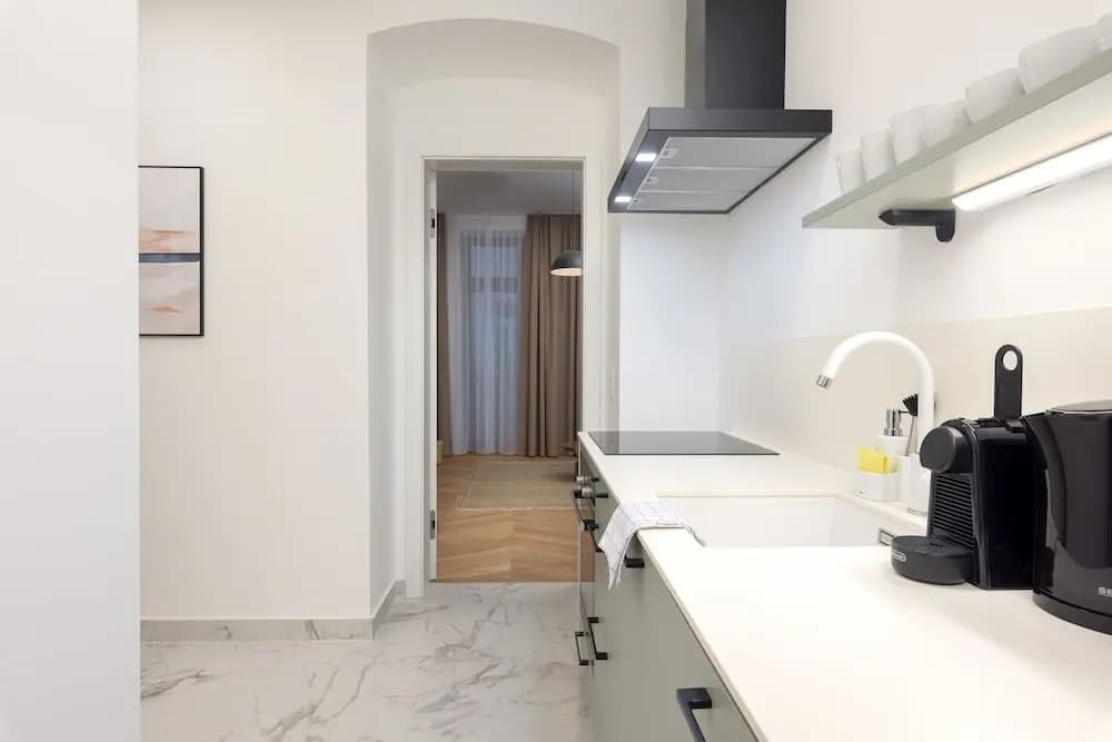 Limehome Vienna Karajangasse - photo 21