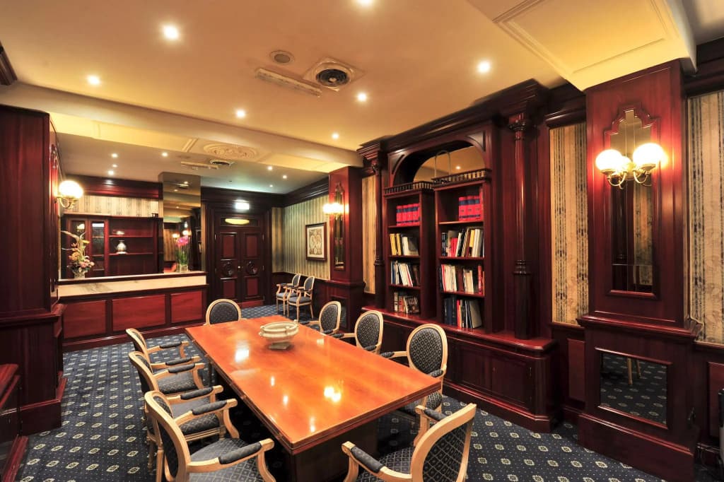Hotel Regent - photo 20