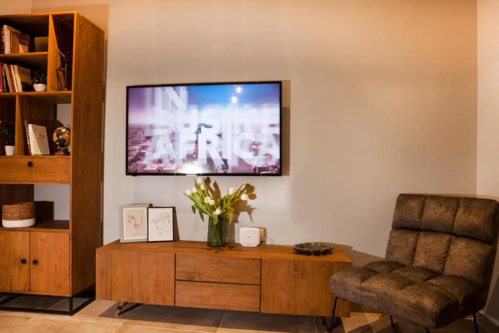 Central Comfy Modern Flat 2 bedrooms 2 bathrooms - photo 3