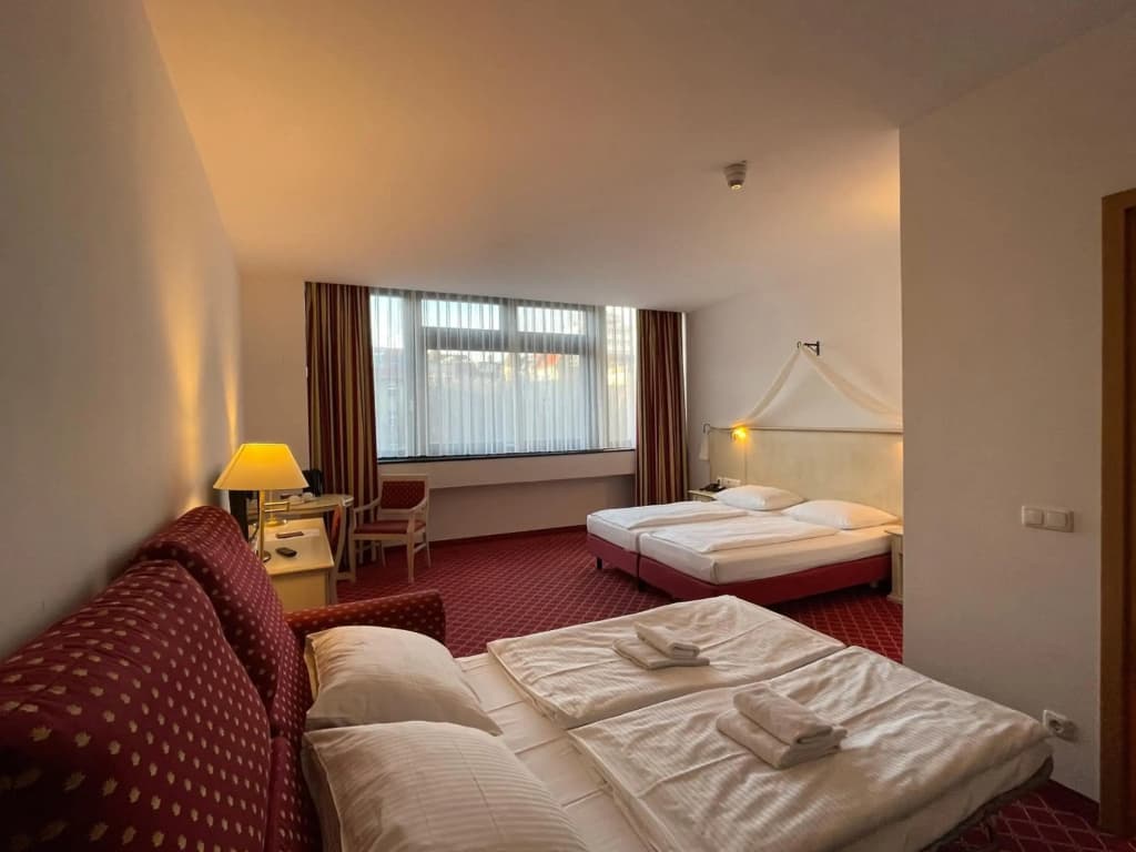 Hotel Chateau Kurfürstendamm - photo 3
