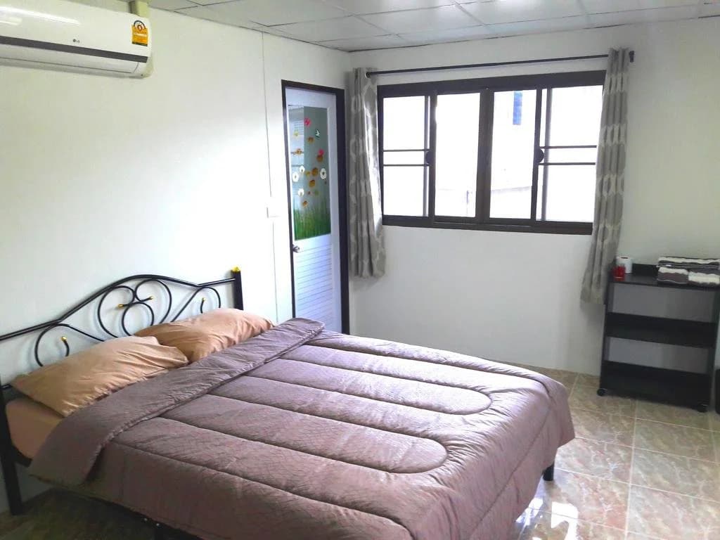 D & N hostel - photo 15