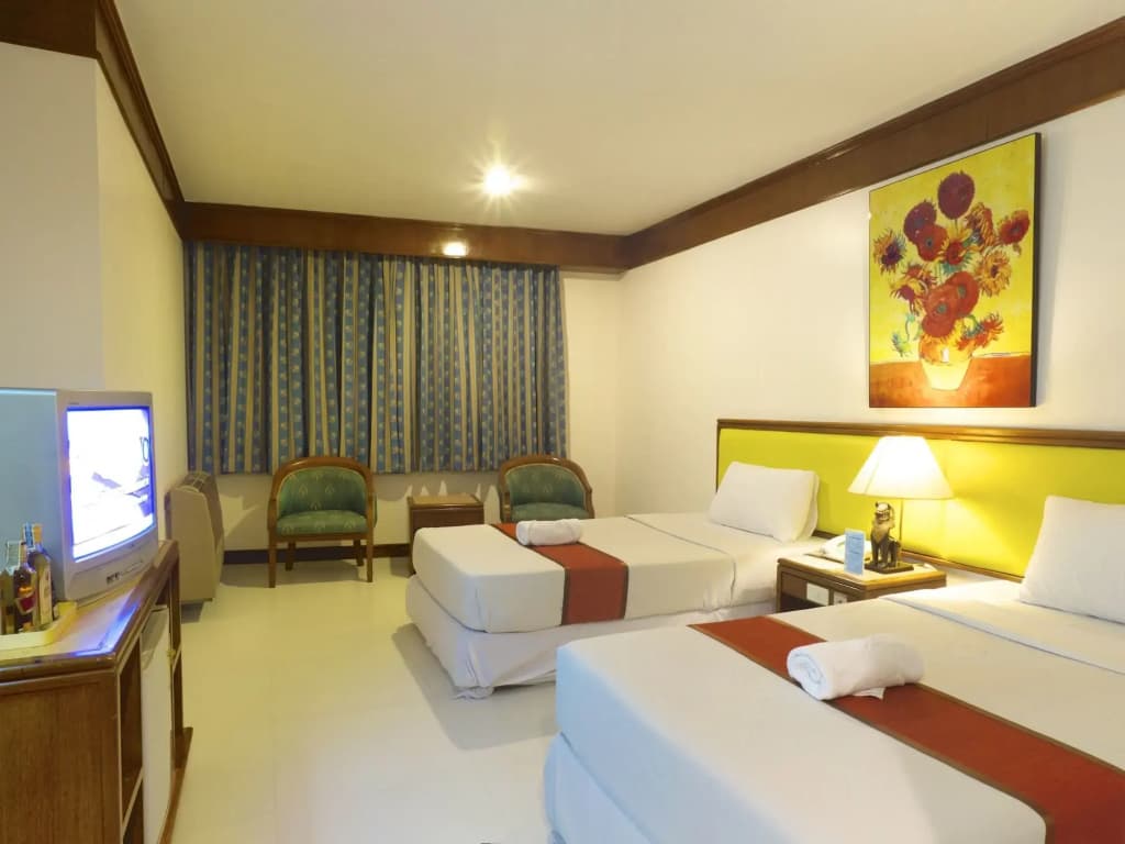 Silom Avenue Inn - photo 3