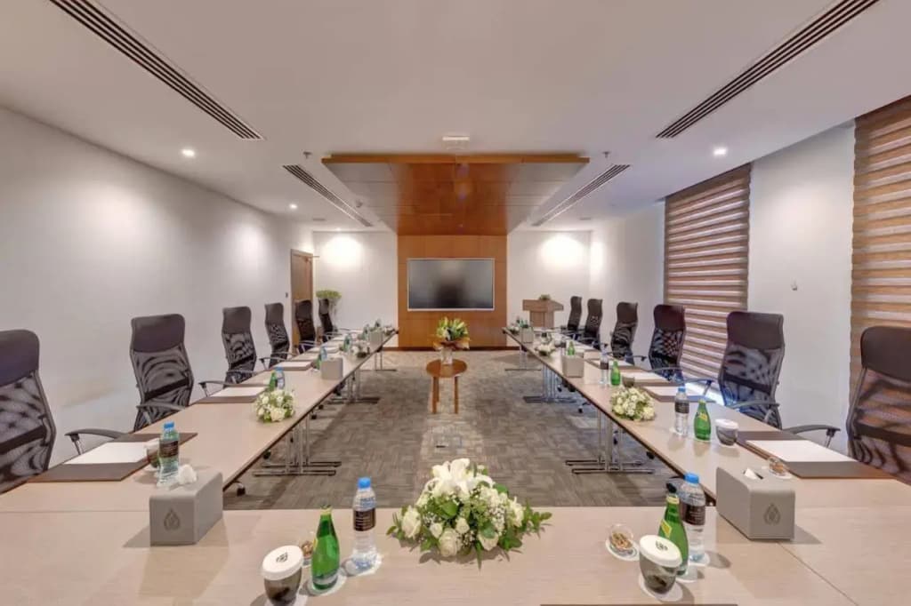 Western Hotel Liwa - photo 16