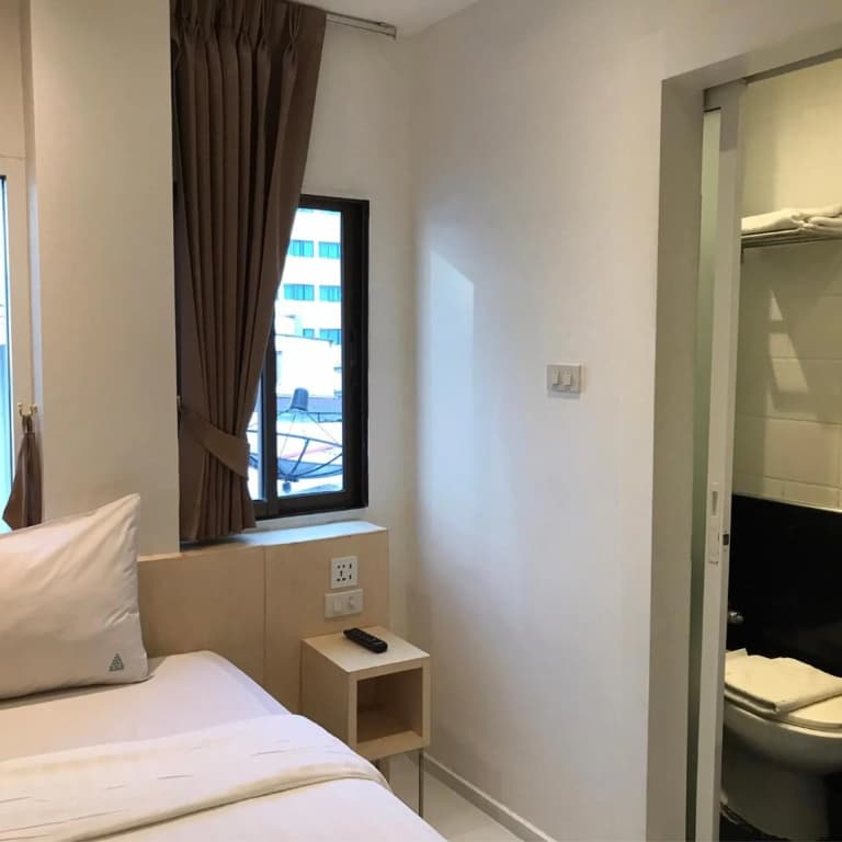 Ten Stars Hotel Pratunam - photo 29
