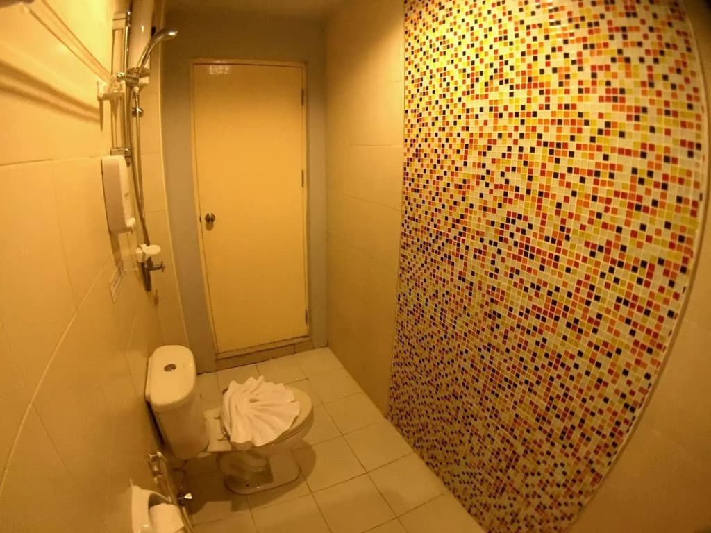 The Room Patong Hotel - photo 7