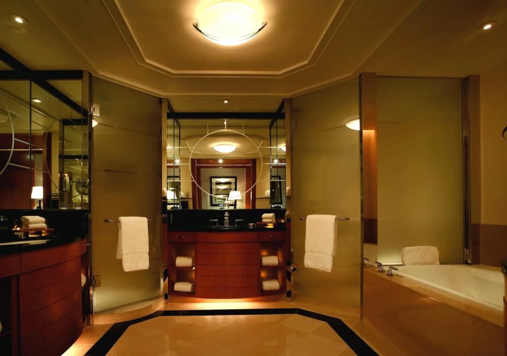 The Ritz-Carlton, Tokyo - photo 12