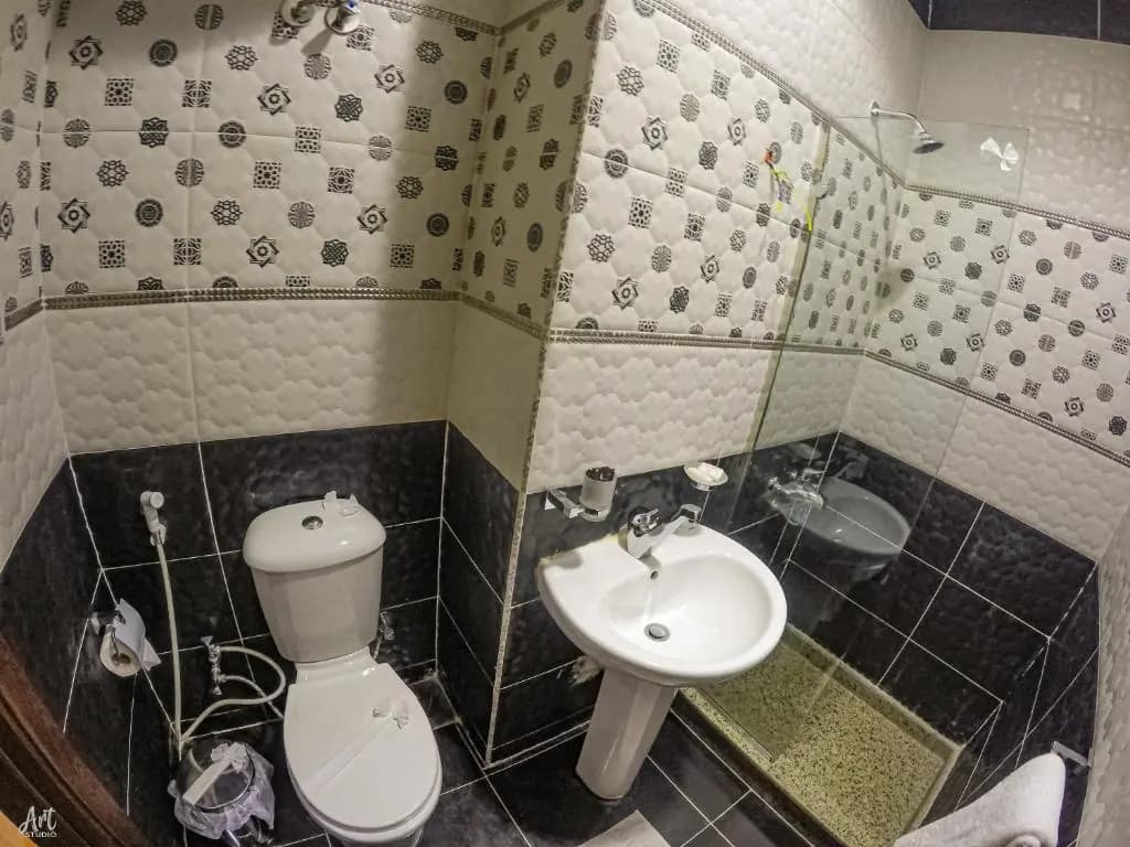 Grand City Hotel - photo 8