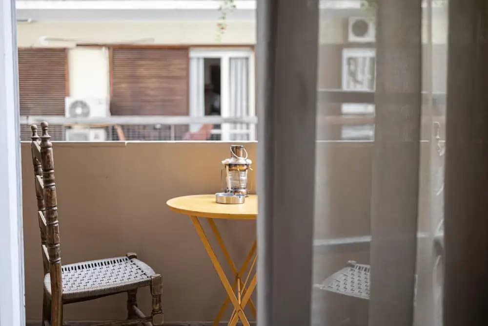 Ideal 4 bdr Apartment in Plaka for 10 - photo 14