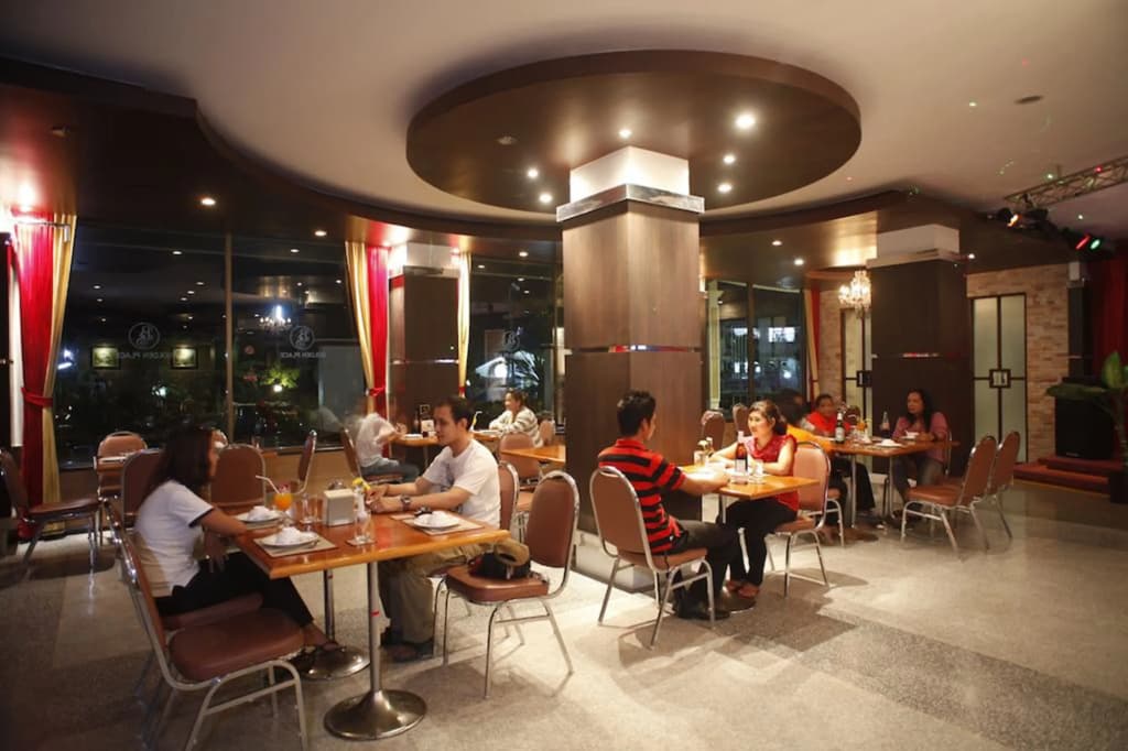 Boonsiam Hotel - photo 17