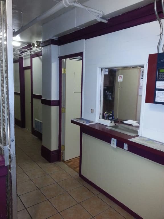 Winsor Hotel - photo 2