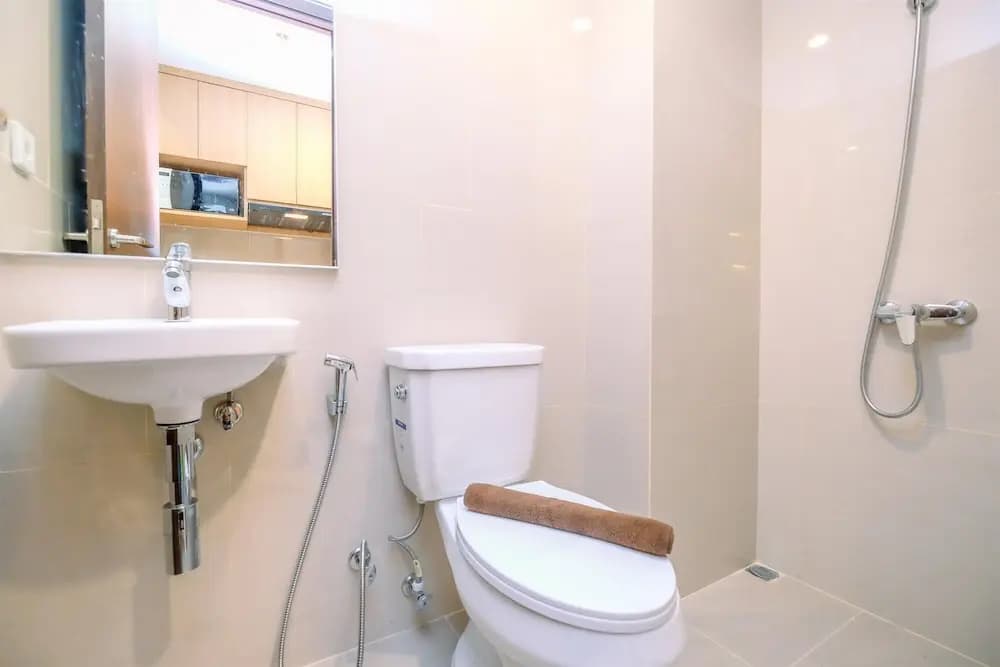 Nice And Comfortable Studio Vasaka Solterra Apartment - photo 6