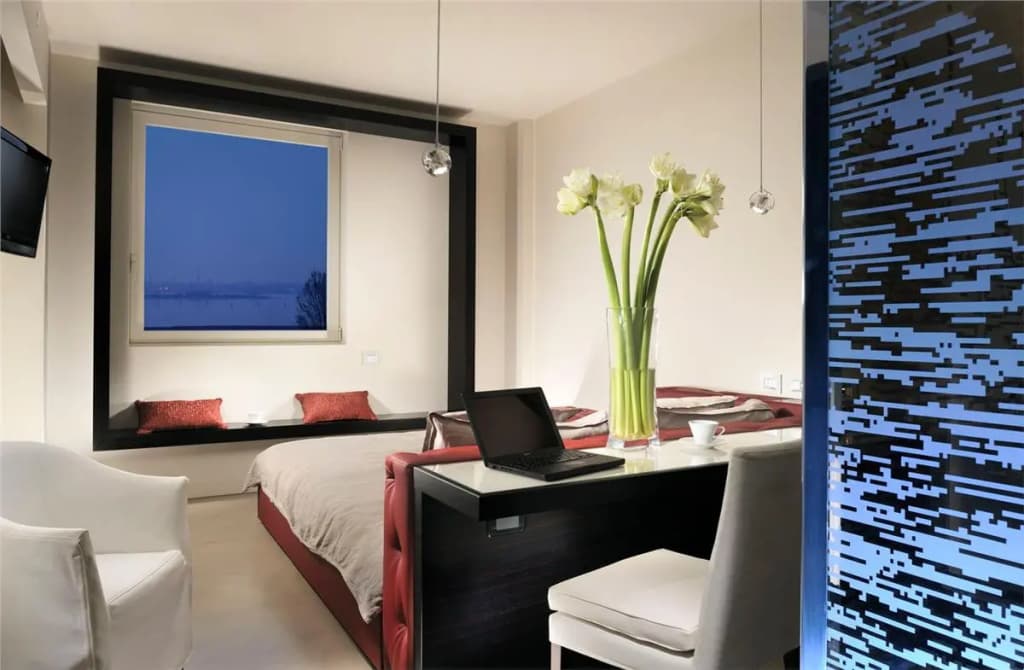 Antony Hotel - photo 8