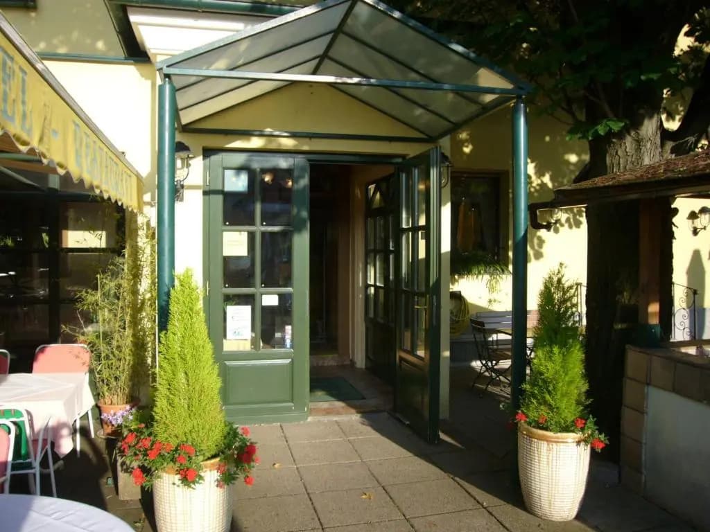 Strebersdorferhof - Essen Schlafen Leben - photo 7