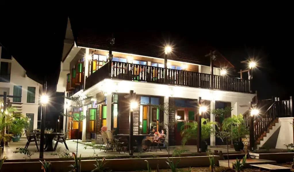 The Manor Beach Resort - photo 18
