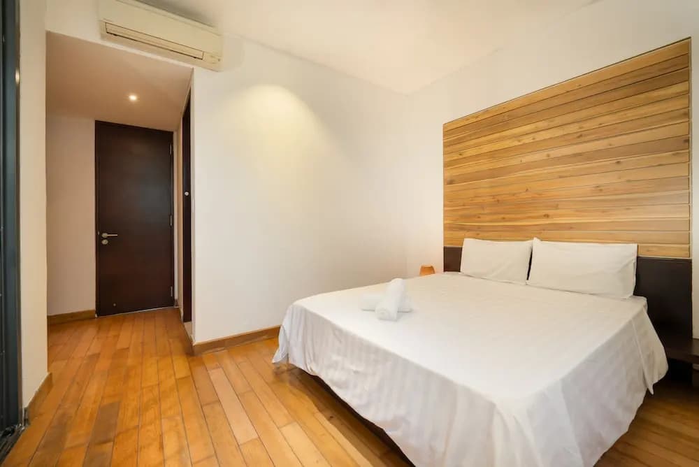 T P Deluxe Villa - photo 2