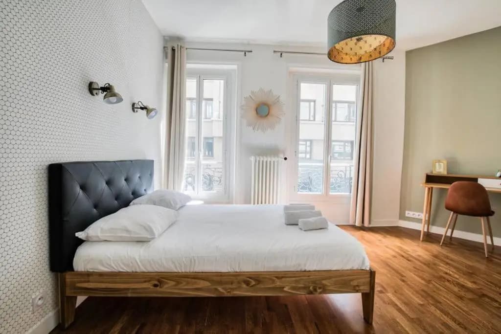 Appartement Lumineux proche de Saint-Lazare - 8P - photo 4