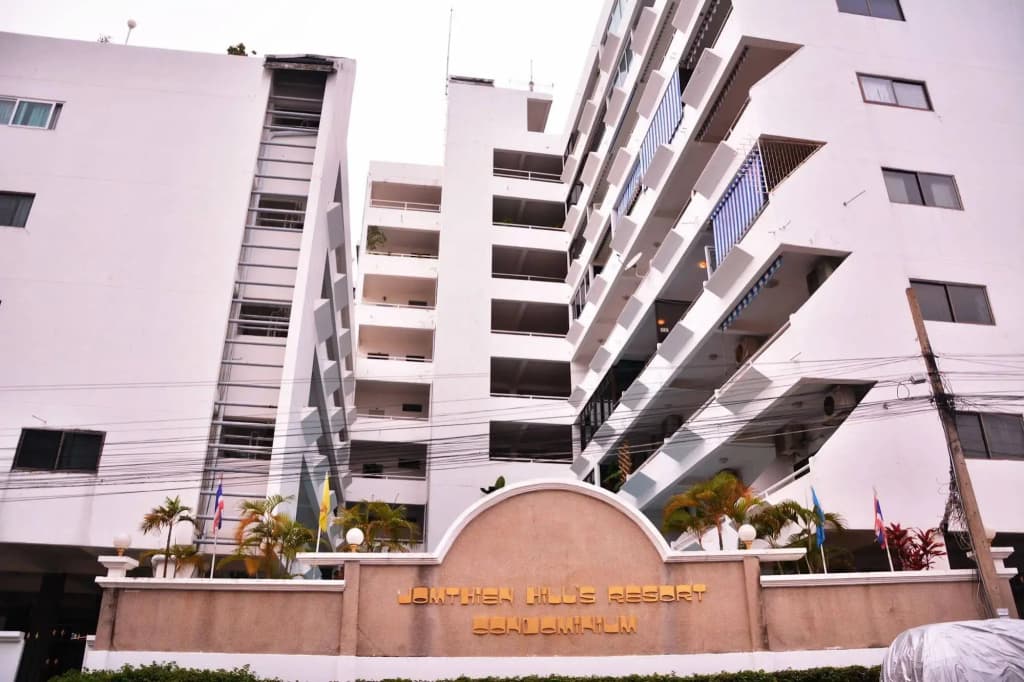 Jomthein Hill Resort Pattaya - photo 1