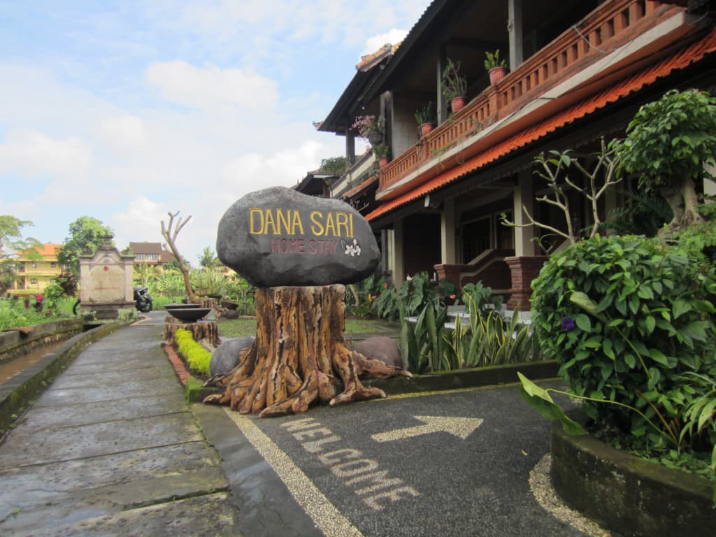 Danasari Homestay - photo 17