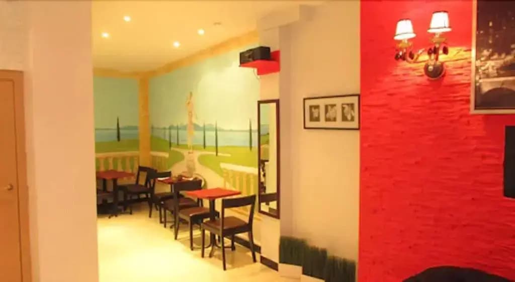 Hotel La Perle Montparnasse - photo 19