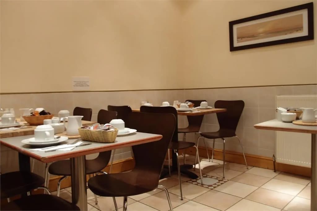 Hotel 65 - photo 18