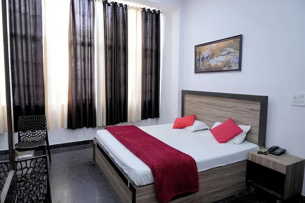 Surya inn - photo 35