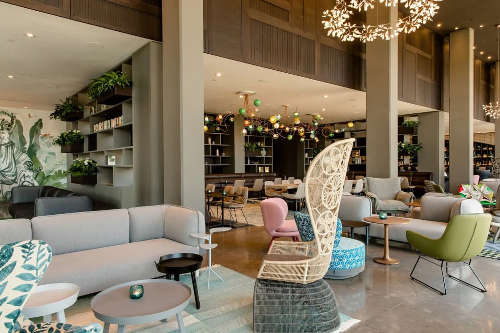 Motel One Barcelona-Ciutadella - photo 17