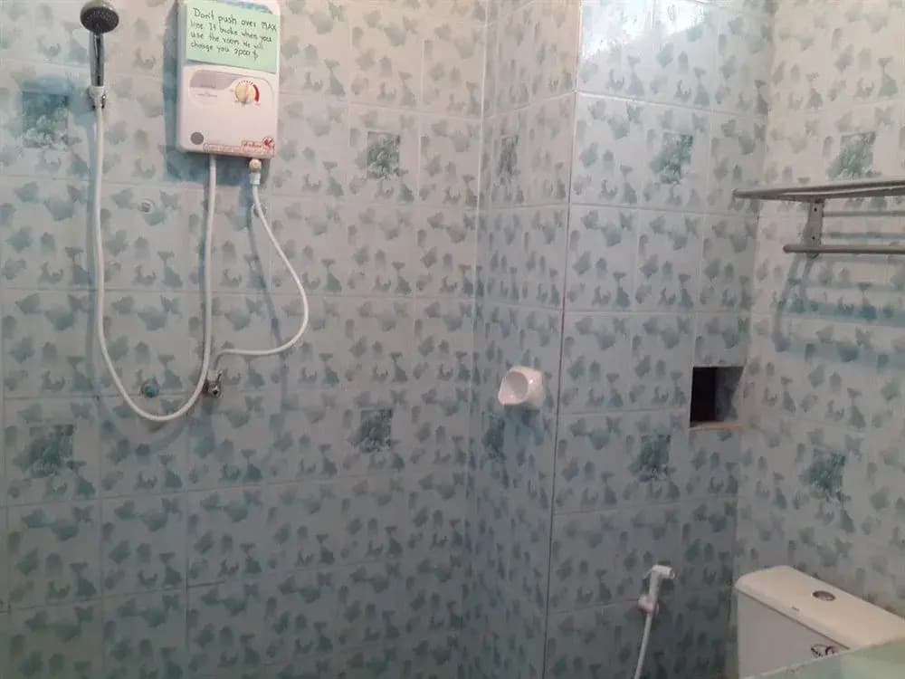 Anong Guesthouse - photo 7