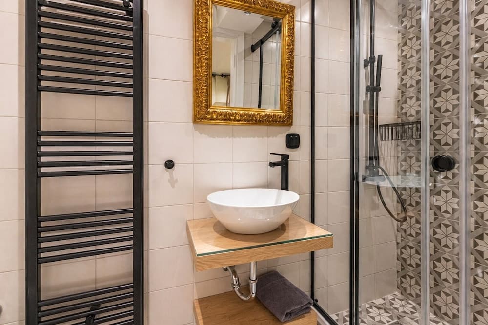 Ipelhome Plaka Boutique Apartments - photo 40