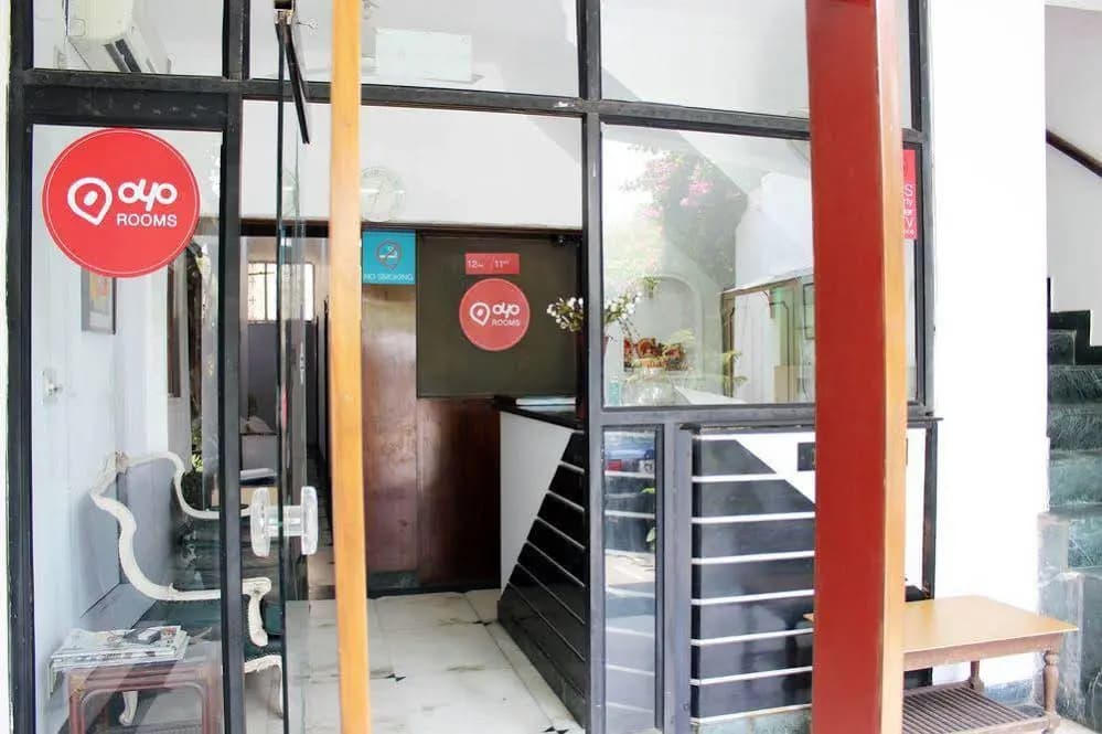 OYO Rooms Defence Colony A Block - photo 6