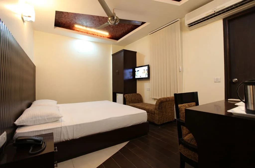 Hotel Bonlon Inn - photo 4