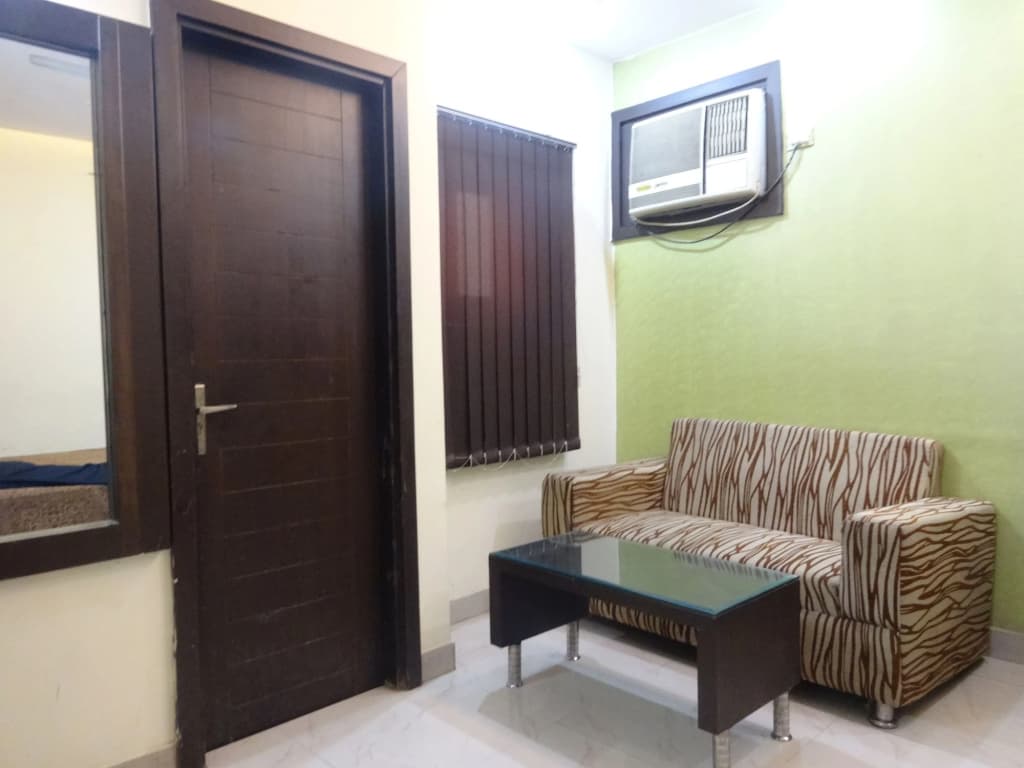 Check In Room RK Ashram - photo 7
