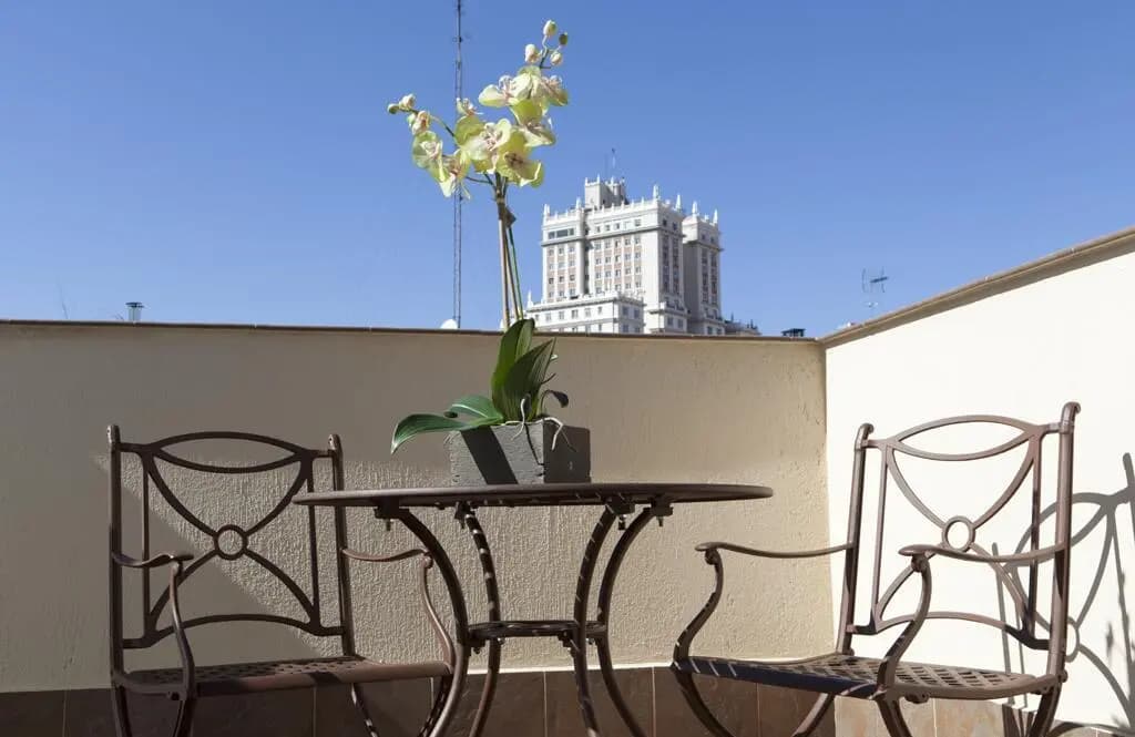 Hotel Sterling - photo 32