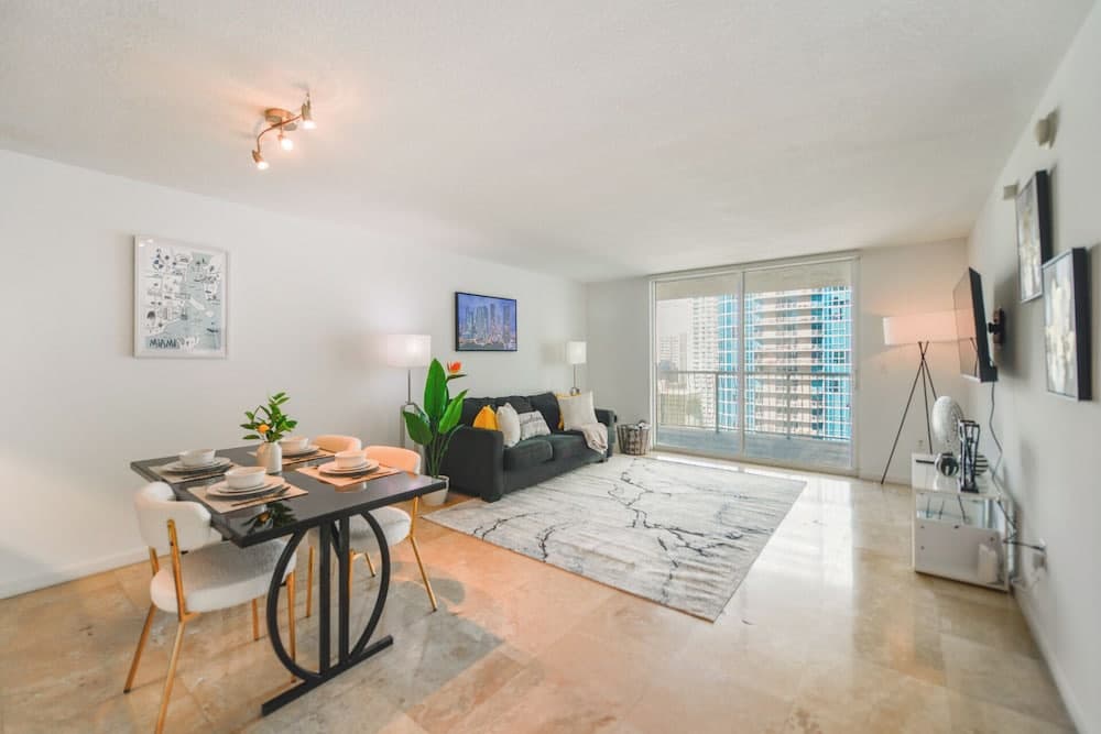 Brickell Bay 3318 - photo 6