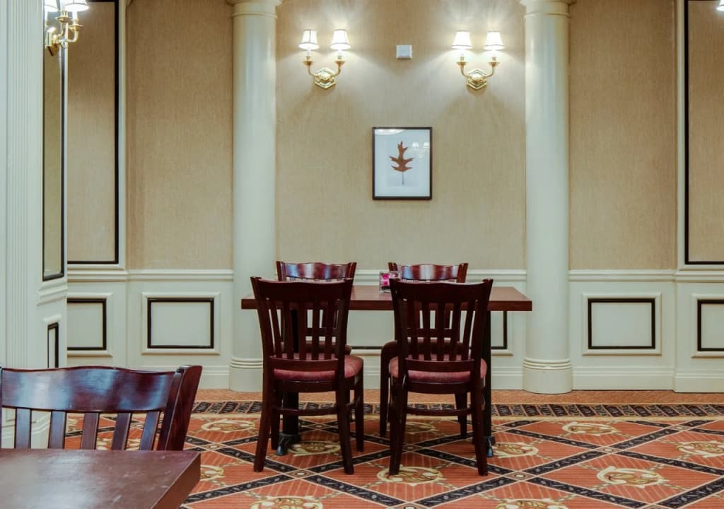 Avalon Hotel - photo 17