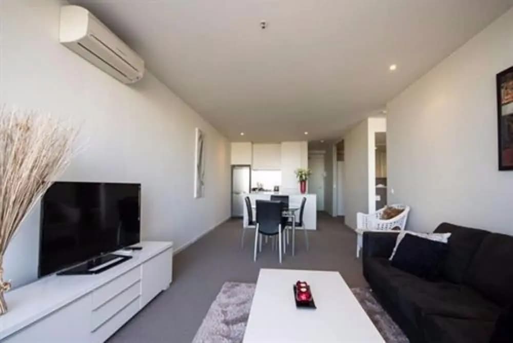 Melbourne Holiday Apartments at McCrae Docklands - photo 3