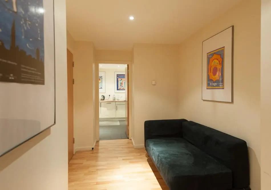 Edmonstone Suite Old Town - photo 10