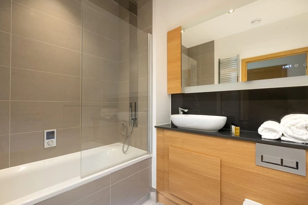 Luxury Apartment London Sleeps 4 - photo 9